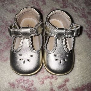 Baby Girl Angel Mary Jane Shoes Gold Size 2